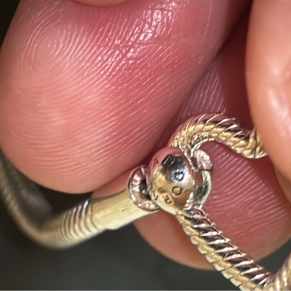 ✨SOLD✨
Pandora Sterling Silver Open Heart Clasp Bracelet - Picture 15 of 16